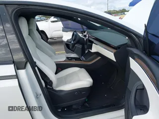 2022 Tesla Model X with VIN 7SAXCBE50NF359642, listed as a IAAI auction lot 41208766 with 37,749 mi miles. Bid and sale history available at carsss.com. Image 5.