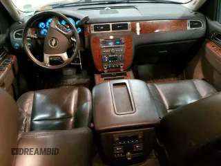 2010 Chevrolet Avalanche LTZ with VIN 3GNVKGE04AG187183, listed as a Copart auction lot 51828355 with 157,706 mi miles and Salvage title. Bid and sale history available at DreamBid. Image 8.