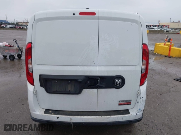 2022 Ram ProMaster City Cargo Tradesman z VIN ZFBHRFAB0N6X08509, wystawiony jako IAAI lot #41767910 z przebiegiem 41 563 mil mil oraz . Historia ofert i sprzedaży dostępna na DreamBid. Obrazek 16.