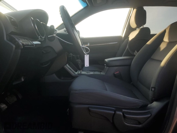 2012 Kia Sorento LX with VIN 5XYKTCA62CG255185, listed as a Copart auction lot 87242304 with 124,224 mi miles and Salvage Title. Bid and sale history available at DreamBid. Image 7.