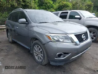 2015 Nissan Pathfinder SL z VIN 5N1AR2MM1FC667343, wystawiony jako IAAI lot #42204850 z przebiegiem 145 555 mil mil oraz . Historia ofert i sprzedaży dostępna na DreamBid. Obrazek 1.