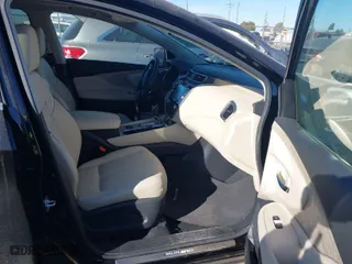 2024 Nissan Murano SL with VIN 5N1AZ2CJ1RC118477, listed as a IAAI auction lot 41153897 with 1,489 mi miles. Bid and sale history available at carsss.com. Image 5.