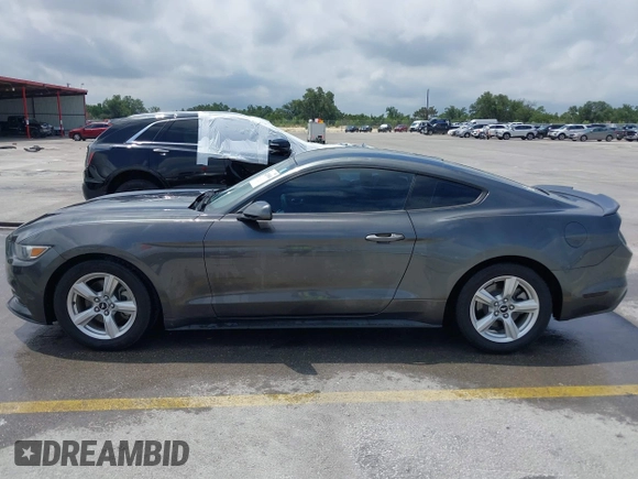 2016 Ford Mustang V6 с VIN 1FA6P8AM2G5290170, выставлен на аукционе IAAI как лот 42260864 с пробегом 122 675 миль миль и . История ставок и продаж доступна на DreamBid. Изображение 14.