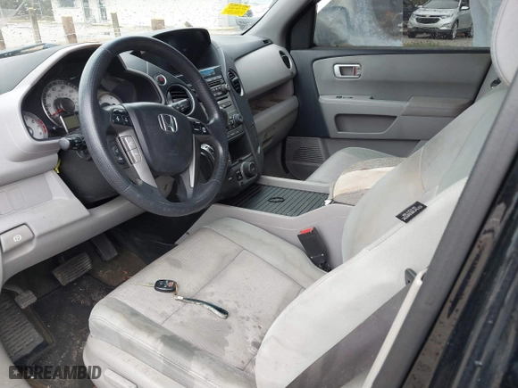 2015 Honda Pilot SE with VIN 5FNYF3H39FB010277, listed as a IAAI auction lot 41557471 with 137,972 mi miles. Bid and sale history available at carsss.com. Image 5.