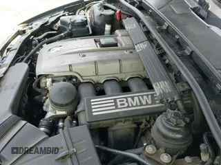 2006 BMW 3 Series 325i с VIN WBAVB17576NK31560, выставлен на аукционе IAAI как лот 42384770 с пробегом 186 091 миль миль и . История ставок и продаж доступна на DreamBid. Изображение 19.