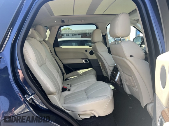 2014 Land Rover Range Rover Sport HSE with VIN SALWR2WF9EA321925, listed as a IAAI auction lot 42160723 with 137,961 mi miles. Bid and sale history available at carsss.com. Image 7.