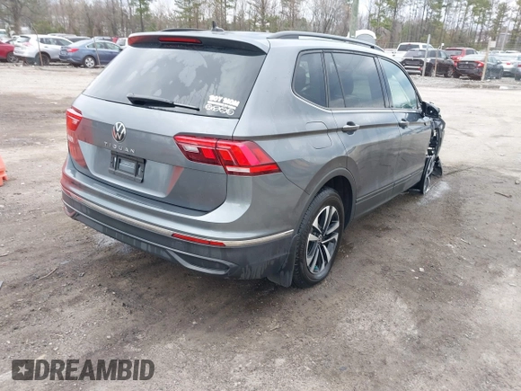 2024 Volkswagen Tiguan S z VIN 3VVRB7AX8RM111008, wystawiony jako IAAI lot #41857646 z przebiegiem 23 099 mil mil oraz . Historia ofert i sprzedaży dostępna na DreamBid. Obrazek 4.