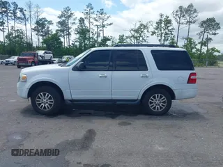2011 Ford Expedition XLT with VIN 1FMJU1H55BEF53677, listed as a IAAI auction lot 42131441 with 284,016 mi miles and . Bid and sale history available at DreamBid. Image 14.
