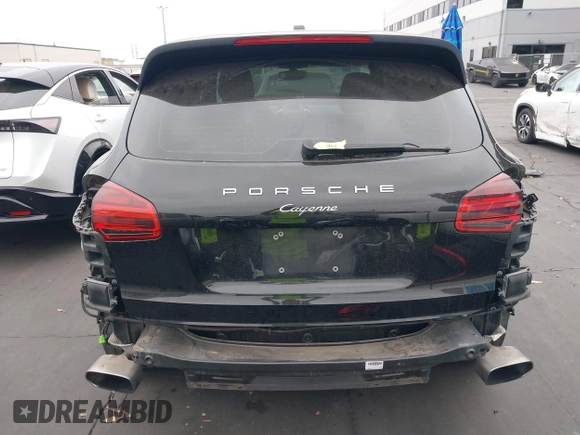 2016 Porsche Cayenne с VIN WP1AA2A24GKA14137, выставлен на аукционе IAAI как лот 42602325 с пробегом 61 865 миль миль и . История ставок и продаж доступна на DreamBid. Изображение 17.