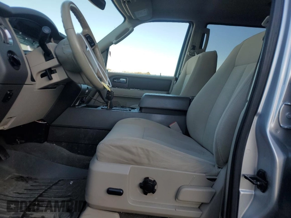 2014 Ford Expedition EL XLT with VIN 1FMJK1J58EEF04686, listed as a Copart auction lot 45500885 with 164,188 mi miles and Salvage Title. Bid and sale history available at carsss.com. Image 7.
