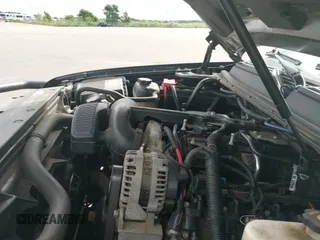 2013 Chevrolet Suburban LS с VIN 1GNSKHE79DR315783, выставлен на аукционе IAAI как лот 43155088 с пробегом 207 793 миль миль и . История ставок и продаж доступна на DreamBid. Изображение 19.