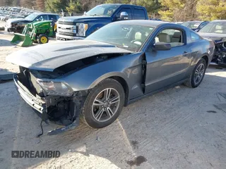 2011 Ford Mustang V6 with VIN 1ZVBP8AMXB5123084, listed as a IAAI auction lot 41359860 with 123,589 mi miles and . Bid and sale history available at carsss.com. Image 18.