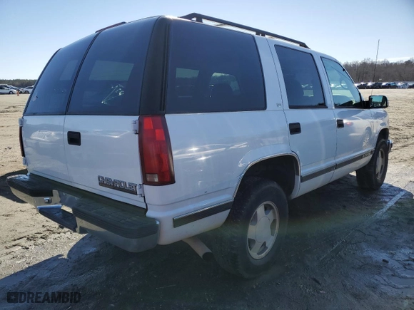 1998 Chevrolet Tahoe with VIN 1GNEK13R8WJ372101, listed as a Copart auction lot 42957075 with 174,853 mi miles and Salvage Title. Bid and sale history available at carsss.com. Image 3.
