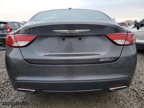 2015 Chrysler 200 S with VIN 1C3CCCBG3FN517941, listed as a Copart auction lot 85463664 with 0 mi miles and Salvage Title. Bid and sale history available at carsss.com. Image 6.