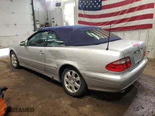 2001 Mercedes-Benz CLK-Class with VIN WDBLK65G01T079748, listed as a Copart auction lot 50126715 with 120,266 mi miles and Salvage Title. Bid and sale history available at carsss.com. Image 2.