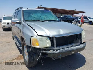 2005 GMC Envoy Denali z VIN 1GKES66M256205213, wystawiony jako IAAI lot #42356057 z przebiegiem 200 245 mil mil oraz . Historia ofert i sprzedaży dostępna na DreamBid. Obrazek 6.