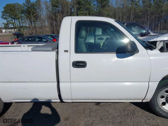 2005 Chevrolet Silverado 1500 Work Truck with VIN 1GCEC14X85Z237025, listed as a IAAI auction lot 41846828 with 101,102 mi miles. Bid and sale history available at carsss.com. Image 13.