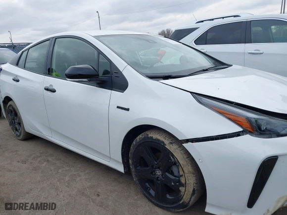 2022 Toyota Prius L Eco with VIN JTDKAMFU8N3175707, listed as a IAAI auction lot 41501024 with 42,103 mi miles. Bid and sale history available at carsss.com. Image 13.
