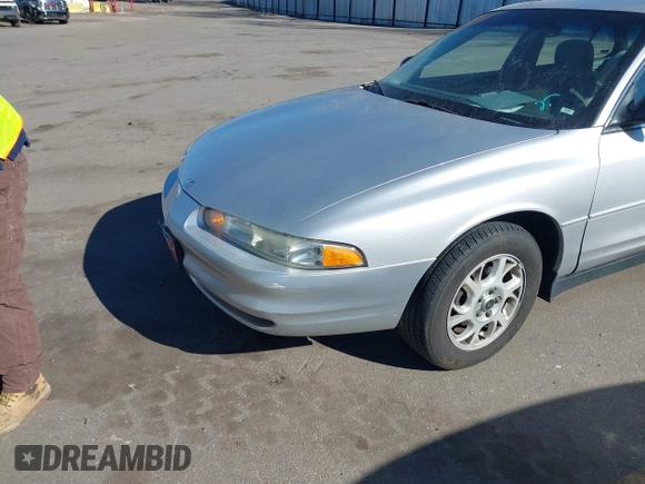 2002 Oldsmobile Intrigue GX z VIN 1G3WH52H02F104930, wystawiony jako IAAI lot #41882923 z przebiegiem 187 601 mil mil oraz . Historia ofert i sprzedaży dostępna na DreamBid. Obrazek 6.