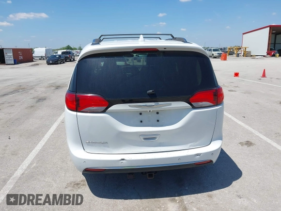 2017 Chrysler Pacifica Touring L Plus with VIN 2C4RC1EG0HR511431, listed as a IAAI auction lot 42242917 with 170,375 mi miles and . Bid and sale history available at DreamBid. Image 16.