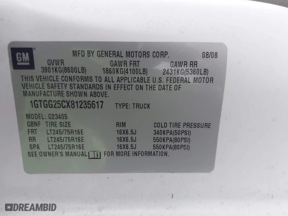 2008 GMC Savana Cargo Van with VIN 1GTGG25CX81235617, listed as a IAAI auction lot 41353274 with 209,888 mi miles. Bid and sale history available at carsss.com. Image 9.