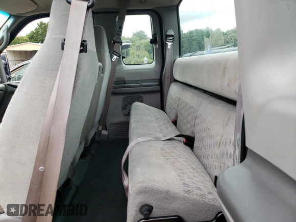 1999 Ford F-250 XL with VIN 1FTNX20L8XEB15501, listed as a Copart auction lot 70181124 with 125,476 mi miles and Salvage title. Bid and sale history available at DreamBid. Image 10.