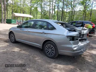 2020 Volkswagen Jetta S with VIN 3VWCB7BU8LM076922, listed as a IAAI auction lot 42123187 with 28,141 mi miles and . Bid and sale history available at DreamBid. Image 3.