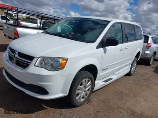 2017 Dodge Grand Caravan SE with VIN 2C4RDGBG0HR848525, listed as a IAAI auction lot 41789715 with 63,808 mi miles. Bid and sale history available at carsss.com. Image 17.