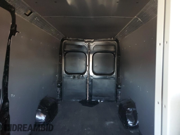 2018 Ram ProMaster Cargo with VIN 3C6URVJG6JE108378, listed as a Copart auction lot 47080175 with 299,201 mi miles and Clean Title. Bid and sale history available at carsss.com. Image 10.