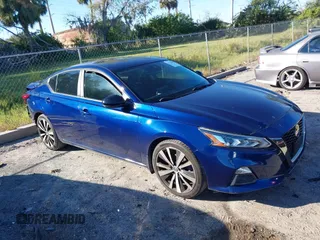 2020 Nissan Altima SR with VIN 1N4AL4CV6LN307437, listed as a IAAI auction lot 41234547 with 40,501 mi miles and . Bid and sale history available at carsss.com. Image 13.