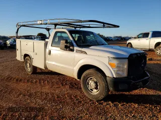 2011 Ford F-250 XL with VIN 1FDBF2A69BEB34058, listed as a Copart auction lot 81473134 with 231,056 mi miles and Salvage title. Bid and sale history available at DreamBid. Image 4.