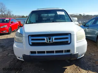 2006 Honda Pilot EX-L with VIN 5FNYF28526B006602, listed as a IAAI auction lot 41212862 with 239,648 mi miles. Bid and sale history available at carsss.com. Image 6.