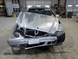 2000 Mercedes-Benz CLK 320/430 with VIN WDBLJ65G4YF123097, listed as a Copart auction lot 46896465 with 156,797 mi miles and Salvage Title. Bid and sale history available at DreamBid. Image 5.