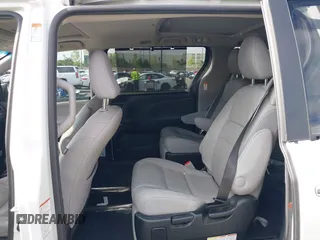 2017 Toyota Sienna XLE Auto Access Seat with VIN 5TDYZ3DC5HS826348, listed as a IAAI auction lot 42083865 with 81,439 mi miles and . Bid and sale history available at DreamBid. Image 8.
