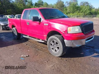 2005 Ford F-150 XLT with VIN 1FTPX12525FA79927, listed as a IAAI auction lot 41963662 with 331,304 mi miles. Bid and sale history available at carsss.com. Image 1.