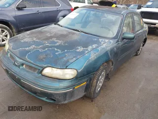 1998 Oldsmobile Cutlass GL z VIN 1G3NB52M2W6317412, wystawiony jako IAAI lot #41507437 z przebiegiem 115 394 mil mil oraz . Historia ofert i sprzedaży dostępna na DreamBid. Obrazek 2.