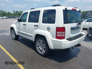 2008 Jeep Liberty Limited z VIN 1J8GN58KX8W193424, wystawiony jako IAAI lot #42398191 z przebiegiem 211 549 mil mil oraz . Historia ofert i sprzedaży dostępna na DreamBid. Obrazek 3.