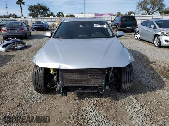 2017 BMW 3 Series 320i with VIN WBA8E1G50HNU14368, listed as a Copart auction lot 48378995 with 105,295 mi miles and Salvage Title. Bid and sale history available at carsss.com. Image 5.