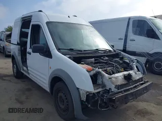 2013 Ford Transit Connect XL с VIN NM0LS7CN2DT131374, выставлен на аукционе IAAI как лот 42637435 с пробегом 185 212 миль миль и . История ставок и продаж доступна на DreamBid. Изображение 1.