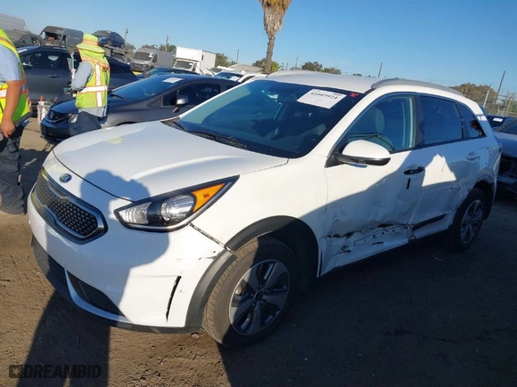 2019 Kia Niro LX with VIN KNDCB3LC2K5244348, listed as a IAAI auction lot 41603924 with 92,970 mi miles. Bid and sale history available at carsss.com. Image 14.