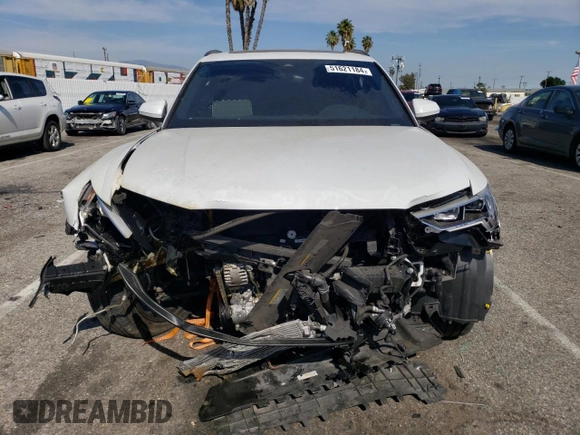 2023 Audi Q3 with VIN WA1DEDF31P1019148, listed as a Copart auction lot 61859284 with 28,560 mi miles and Clean title. Bid and sale history available at DreamBid. Image 5.