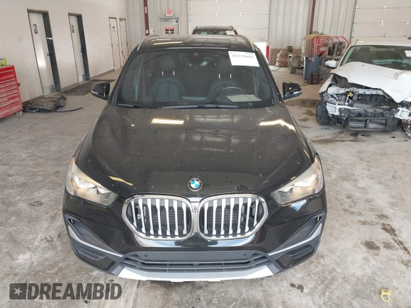 2022 BMW X1 xDrive28i with VIN WBXJG9C09N5U69567, listed as a IAAI auction lot 42273644 with 36,944 mi miles and . Bid and sale history available at DreamBid. Image 12.