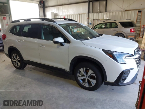 2023 Subaru Ascent Premium z VIN 4S4WMACD5P3415497, wystawiony jako IAAI lot #41399600 z przebiegiem 44 580 mil mil oraz . Historia ofert i sprzedaży dostępna na DreamBid. Obrazek 1.