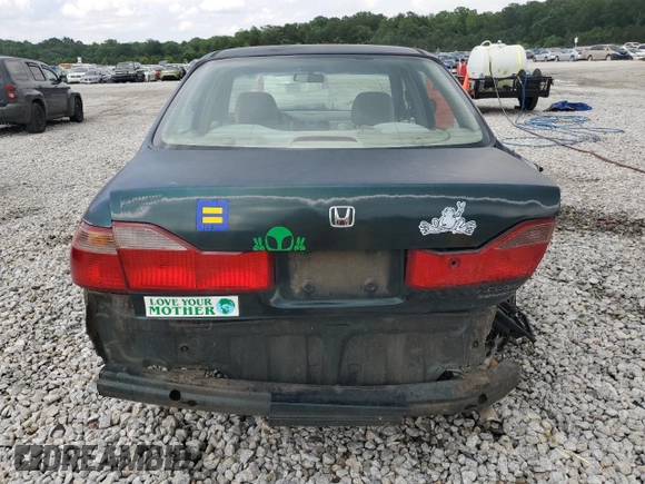 2000 Honda Accord SE with VIN 1HGCG5677YA049486, listed as a Copart auction lot 58548565 with 267,067 mi miles and Salvage title. Bid and sale history available at DreamBid. Image 6.