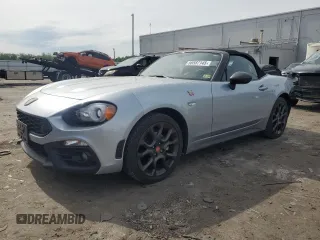 2020 FIAT 124 Spider Lusso z VIN JC1NFAEK3L0144390, wystawiony jako Copart lot #56587145 z przebiegiem 23 493 mil mil oraz Szkoda całkowita • Salvage title. Historia ofert i sprzedaży dostępna na DreamBid. Obrazek 1.