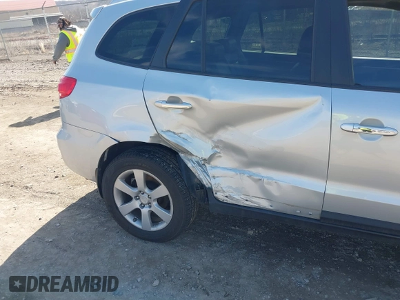 2009 Hyundai Santa Fe SE with VIN 5NMSH73E29H270636, listed as a IAAI auction lot 41868760 with 161,651 mi miles and . Bid and sale history available at DreamBid. Image 6.