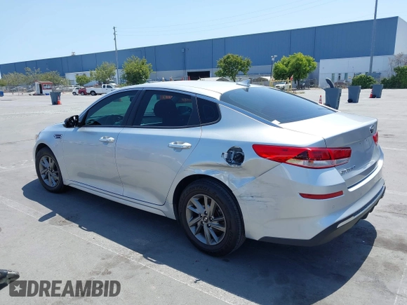 2019 Kia Optima LX z VIN 5XXGT4L34KG340899, wystawiony jako IAAI lot #42445116 z przebiegiem 118 188 mil mil oraz . Historia ofert i sprzedaży dostępna na DreamBid. Obrazek 3.