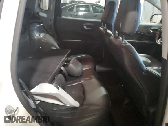 2018 Jeep Compass Latitude с VIN 3C4NJDBB1JT394699, выставлен на аукционе Copart как лот 62566415 с пробегом 70 932 миль миль и Списание • Salvage title. История ставок и продаж доступна на DreamBid. Изображение 11.