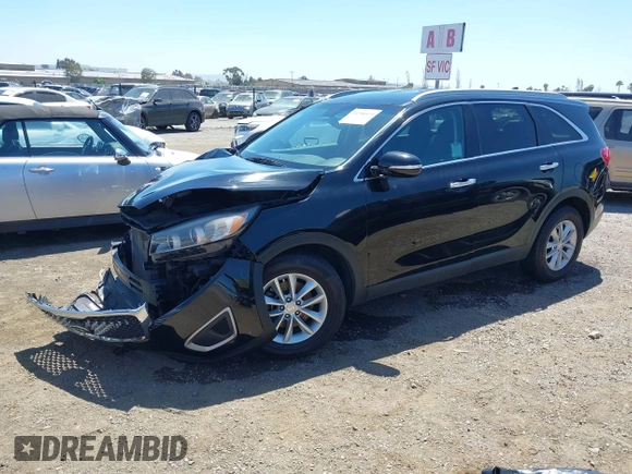 2018 Kia Sorento LX with VIN 5XYPG4A30JG347530, listed as a IAAI auction lot 39296923 with 73,096 mi miles. Bid and sale history available at carsss.com. Image 17.