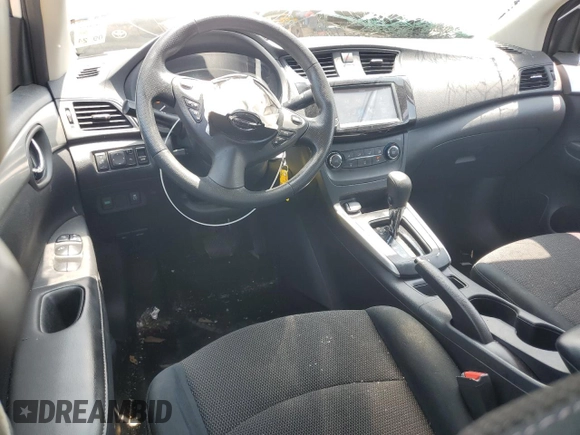 2019 Nissan Sentra S z VIN 3N1AB7AP9KY329164, wystawiony jako Copart lot #59691725 z przebiegiem 158 068 mil mil oraz Szkoda całkowita • Salvage title. Historia ofert i sprzedaży dostępna na DreamBid. Obrazek 8.